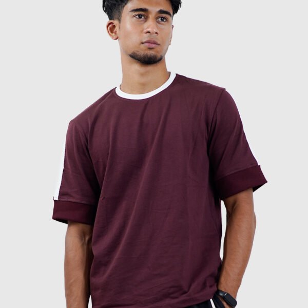 Long sleeve maroon t-shirt