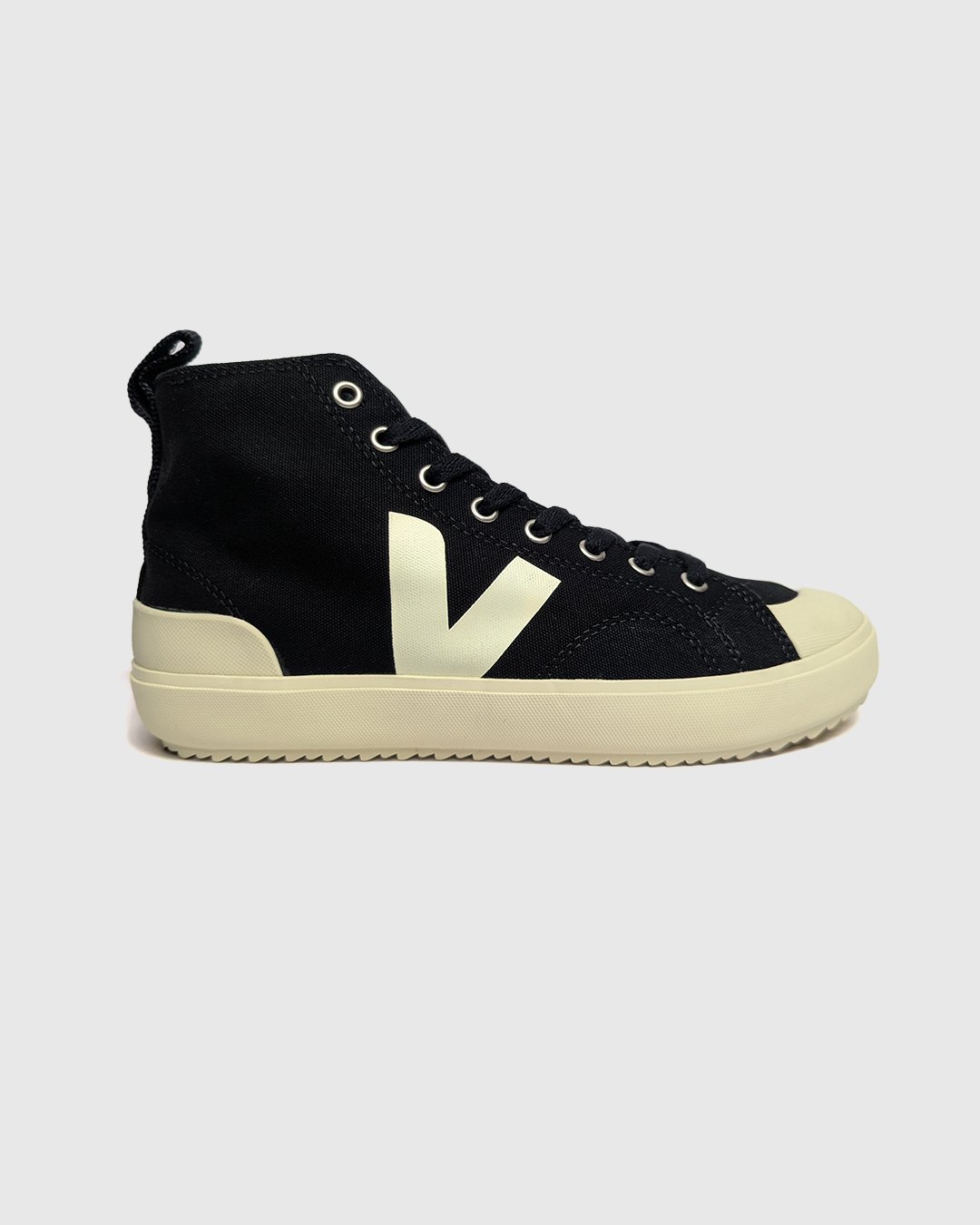 VEJA Black High Top Nova Canvas